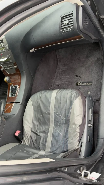 2010 Lexus ES 4th Gen - Image 10 of 16