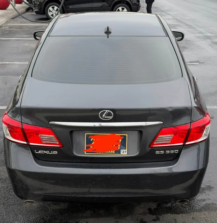 2010 Lexus ES 4th Gen - Image 16 of 16