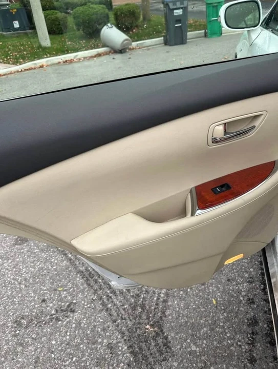2010 Lexus ES 4th Gen - Image 3 of 8