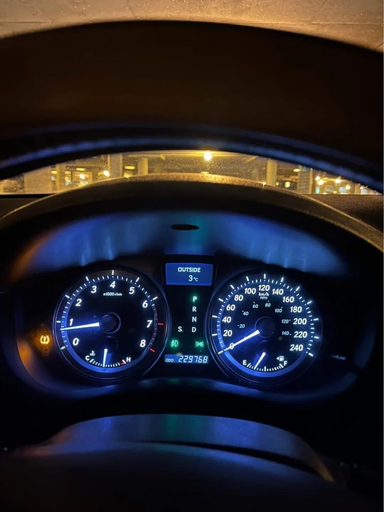 2010 Lexus ES 5th Gen - Image 7 of 11