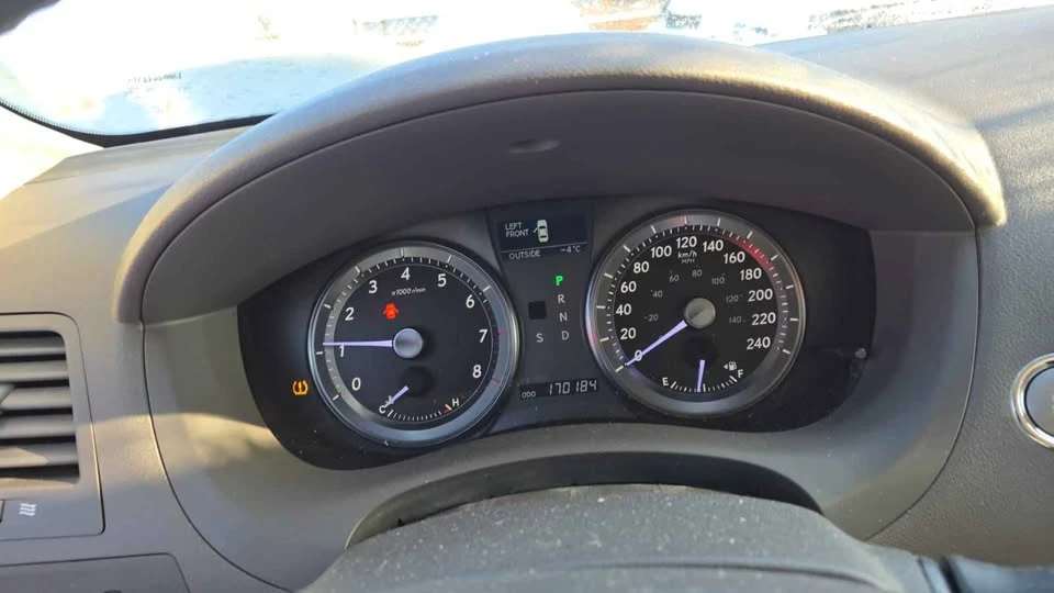 2010 Lexus ES 4th Gen - Image 3 of 8