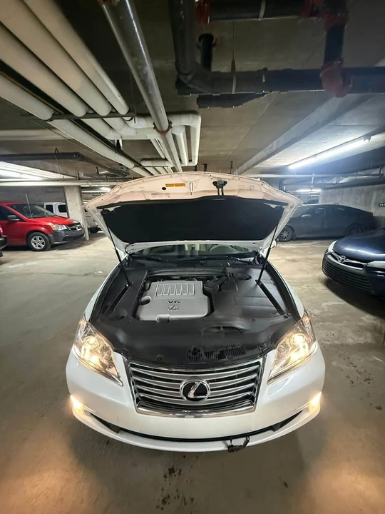 2010 Lexus ES 4th Gen - Image 10 of 10