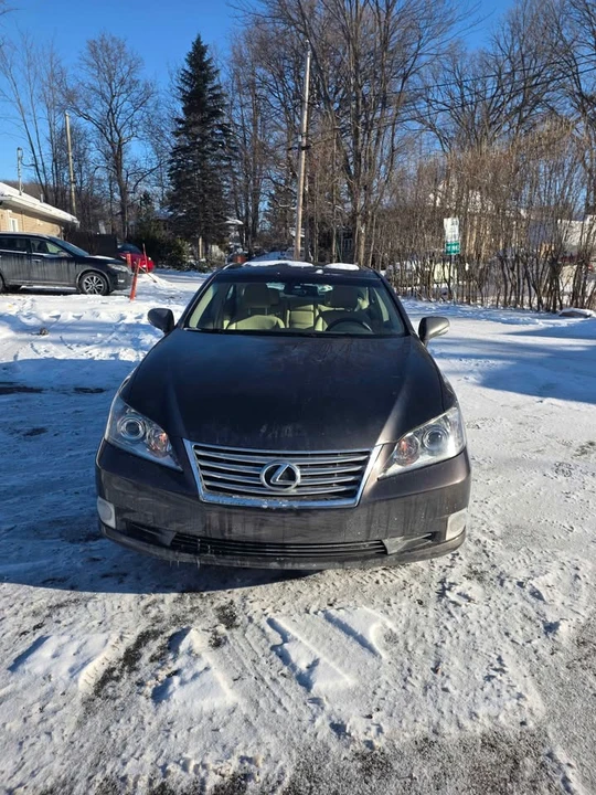 2010 Lexus ES 4th Gen - Image 2 of 8