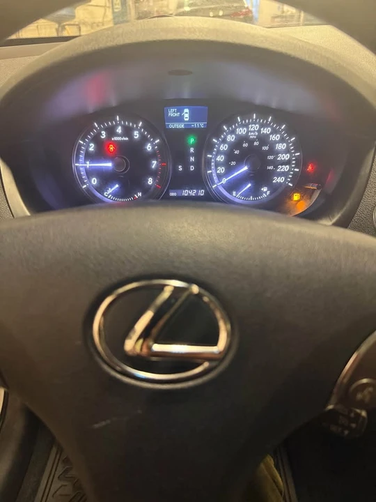2010 Lexus ES 4th Gen - Image 7 of 16