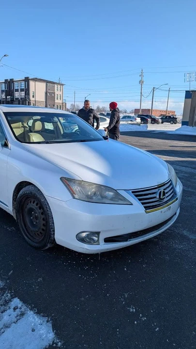 2010 Lexus ES 4th Gen - Image 8 of 8