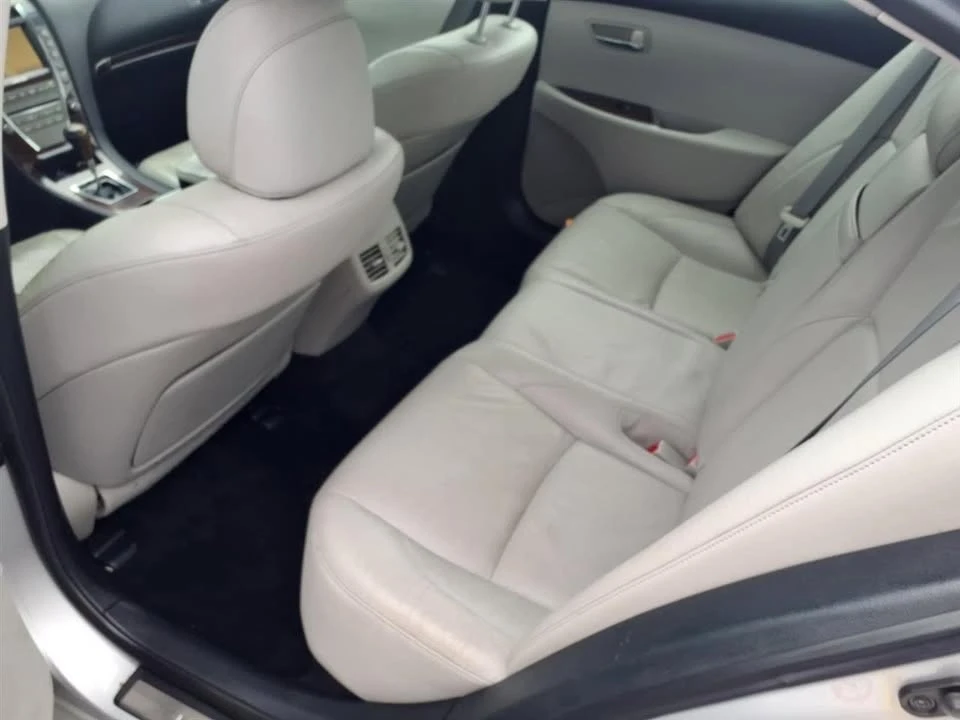 2010 Lexus ES 5th Gen - Image 6 of 14