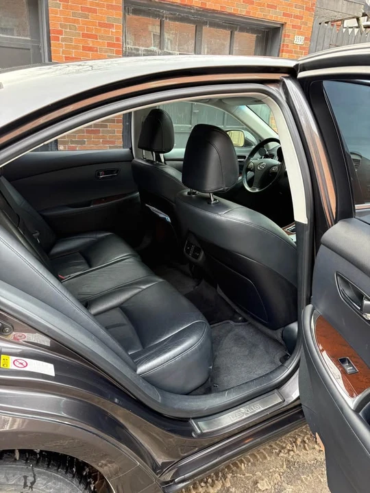 2010 Lexus ES 5th Gen - Image 14 of 20