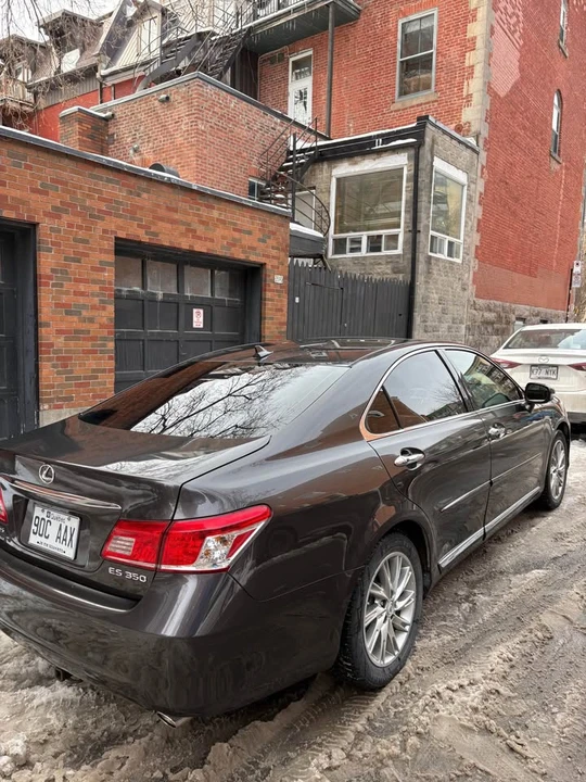 2010 Lexus ES 5th Gen - Image 7 of 20