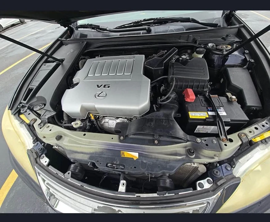 2010 Lexus ES 5th Gen - Image 8 of 8