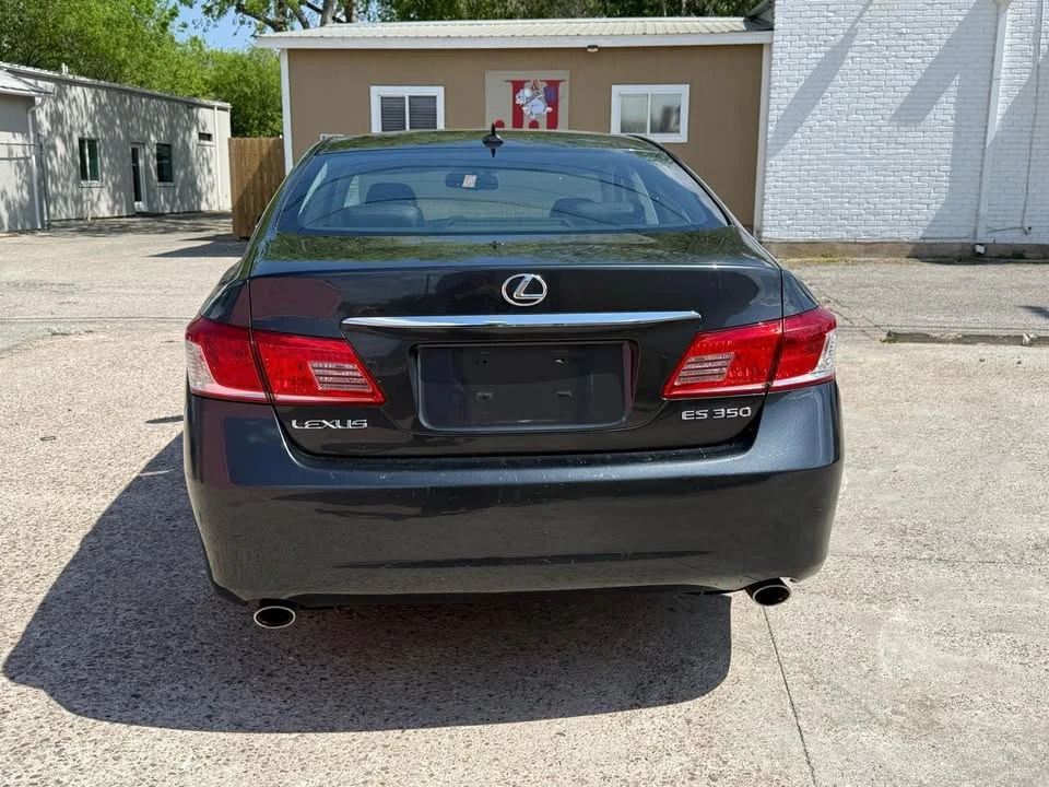 2010 Lexus ES 5th Gen - Image 15 of 18