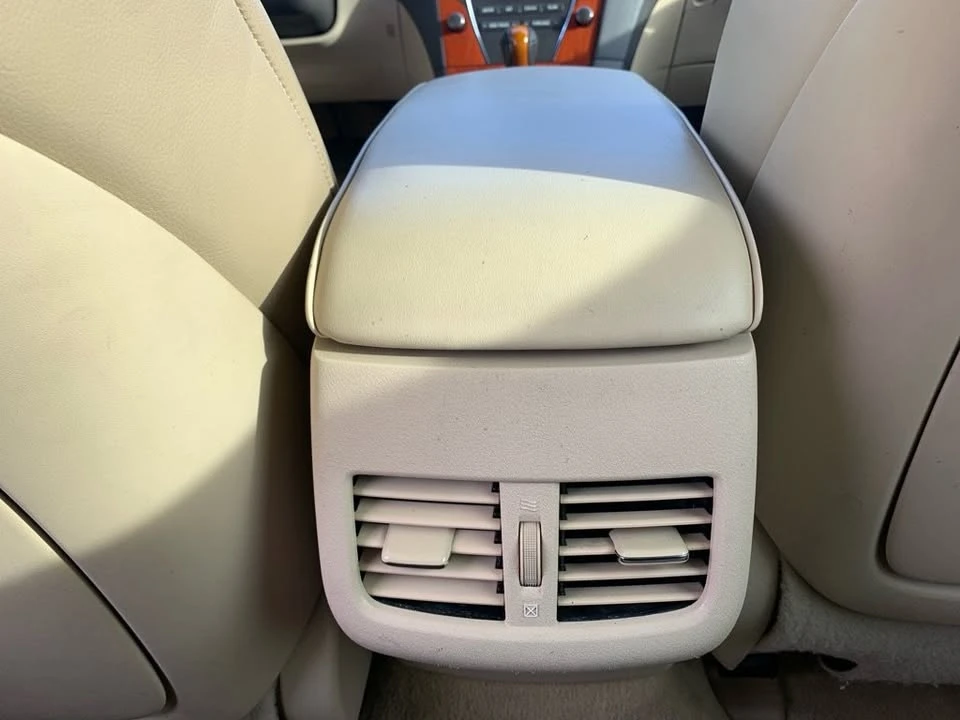 2010 Lexus ES 5th Gen - Image 13 of 20