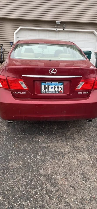 2010 Lexus ES 5th Gen - Image 3 of 4
