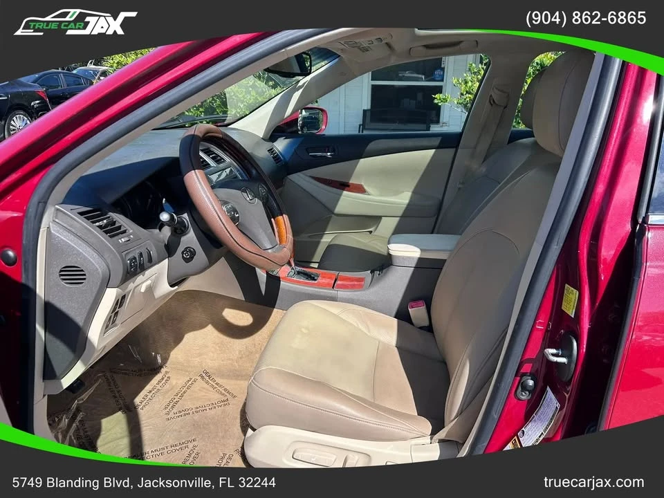 2010 Lexus ES 5th Gen - Image 14 of 20