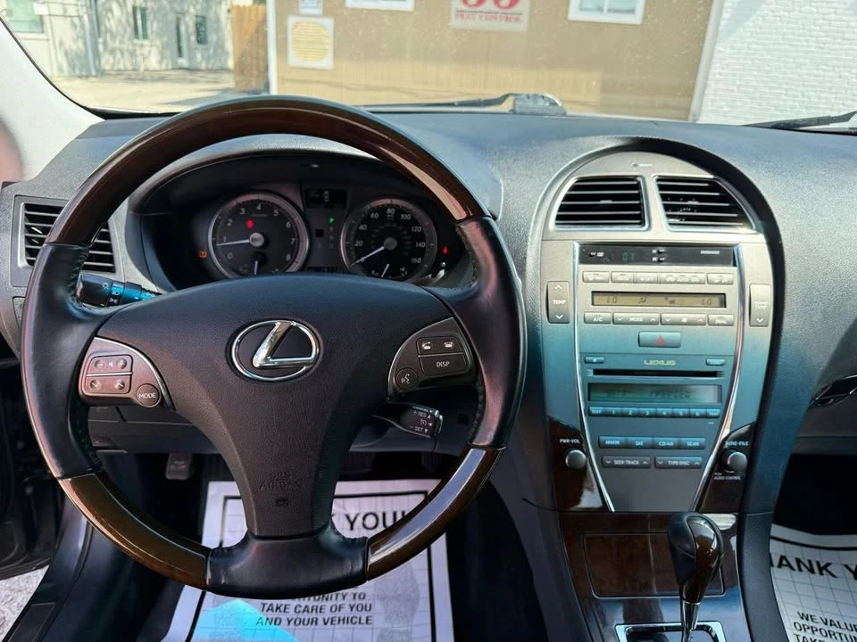 2010 Lexus ES 5th Gen - Image 10 of 18