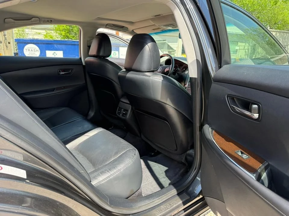 2010 Lexus ES 5th Gen - Image 12 of 18
