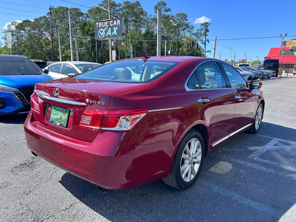 2010 Lexus ES 5th Gen - Image 2 of 20