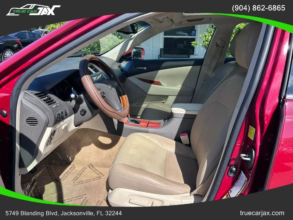 2010 Lexus ES 5th Gen - Image 16 of 20
