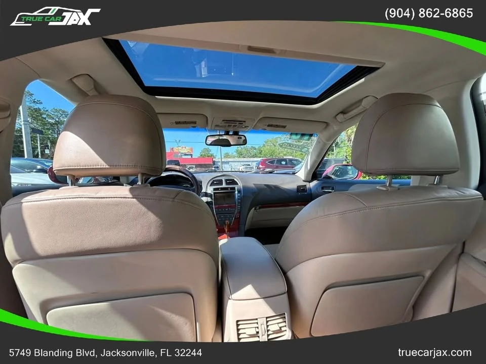 2010 Lexus ES 5th Gen - Image 14 of 20
