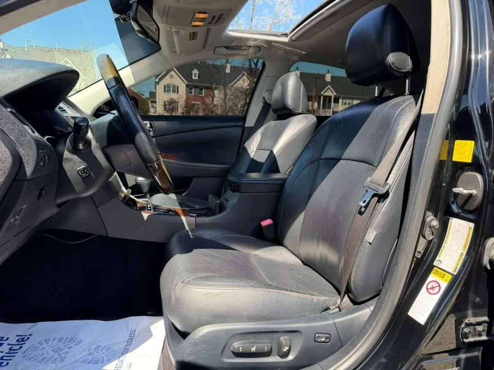2010 Lexus ES 5th Gen - Image 7 of 20