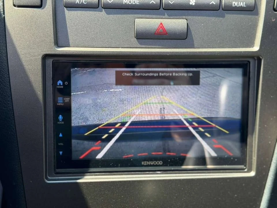 2010 Lexus ES 5th Gen - Image 18 of 20