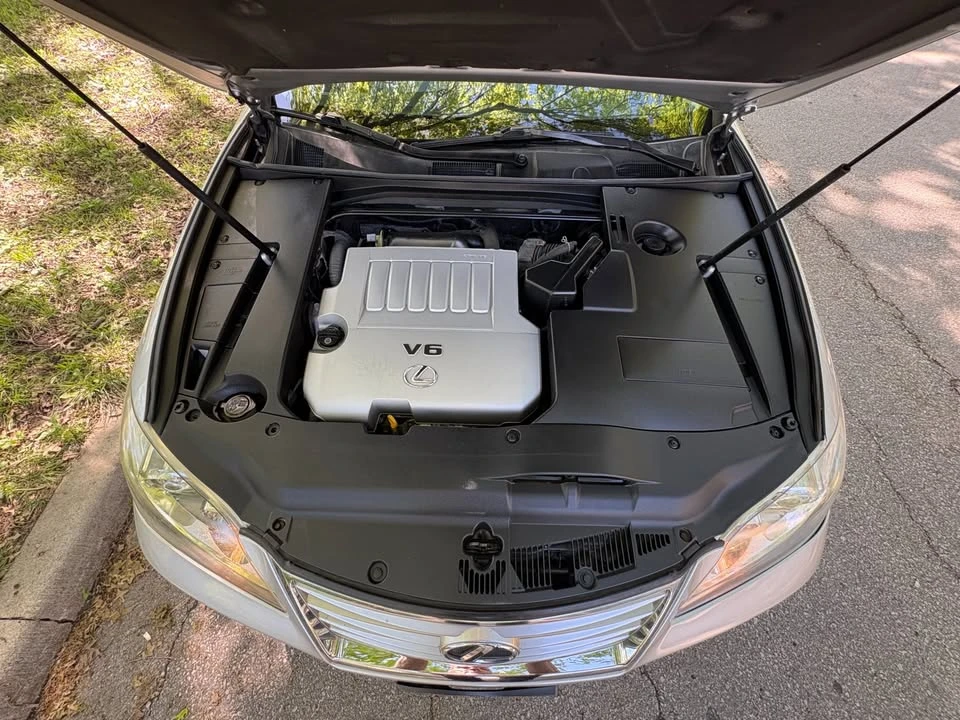 2010 Lexus ES 5th Gen - Image 20 of 20