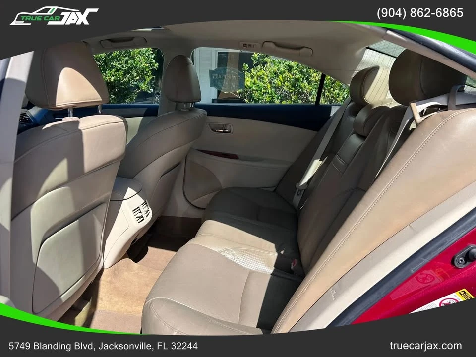 2010 Lexus ES 5th Gen - Image 18 of 20