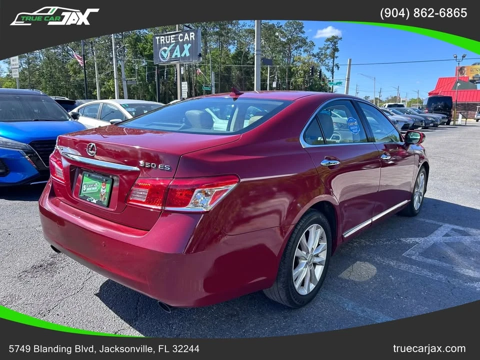2010 Lexus ES 5th Gen - Image 7 of 20