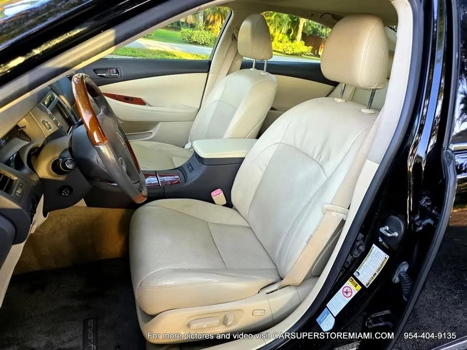2010 Lexus ES 5th Gen - Image 15 of 20