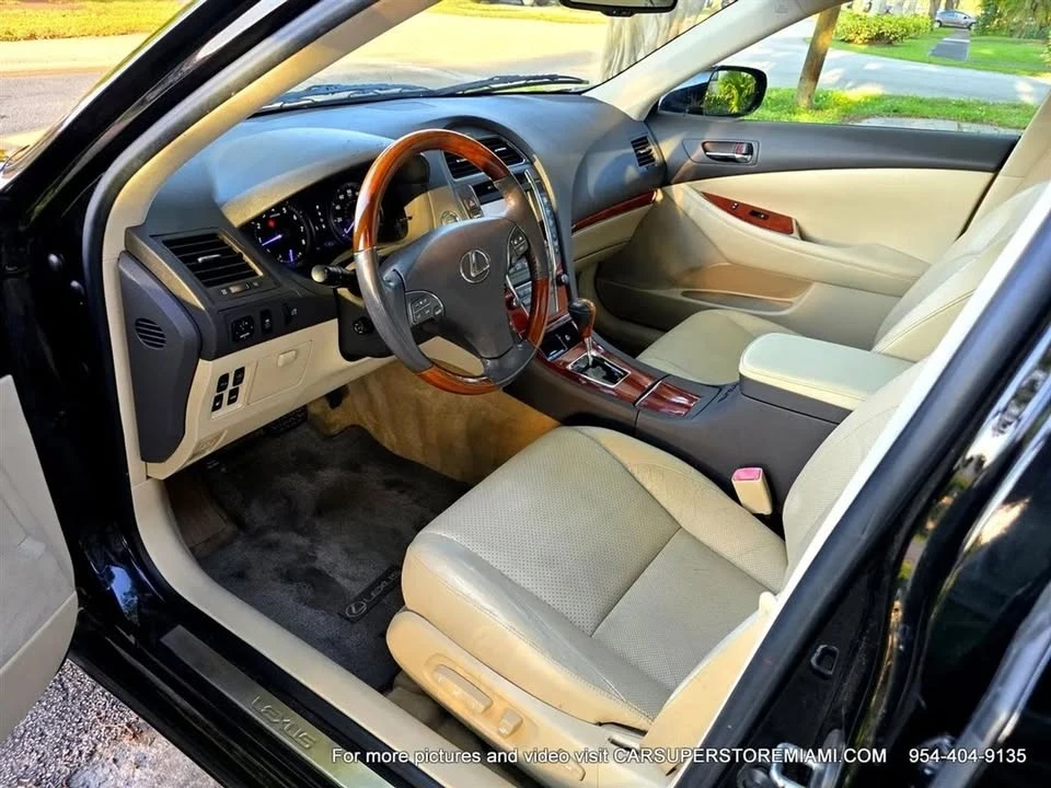 2010 Lexus ES 5th Gen - Image 3 of 20