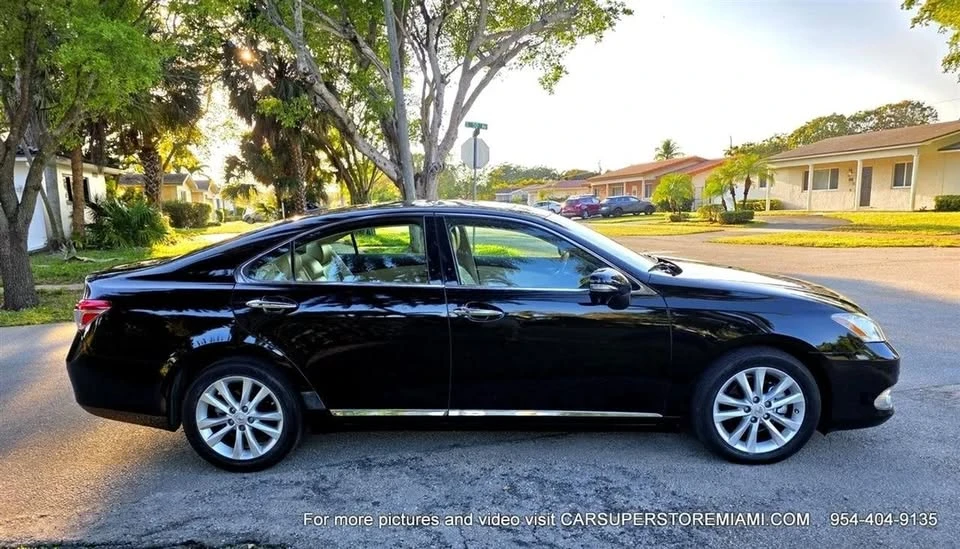 2010 Lexus ES 5th Gen - Image 10 of 20