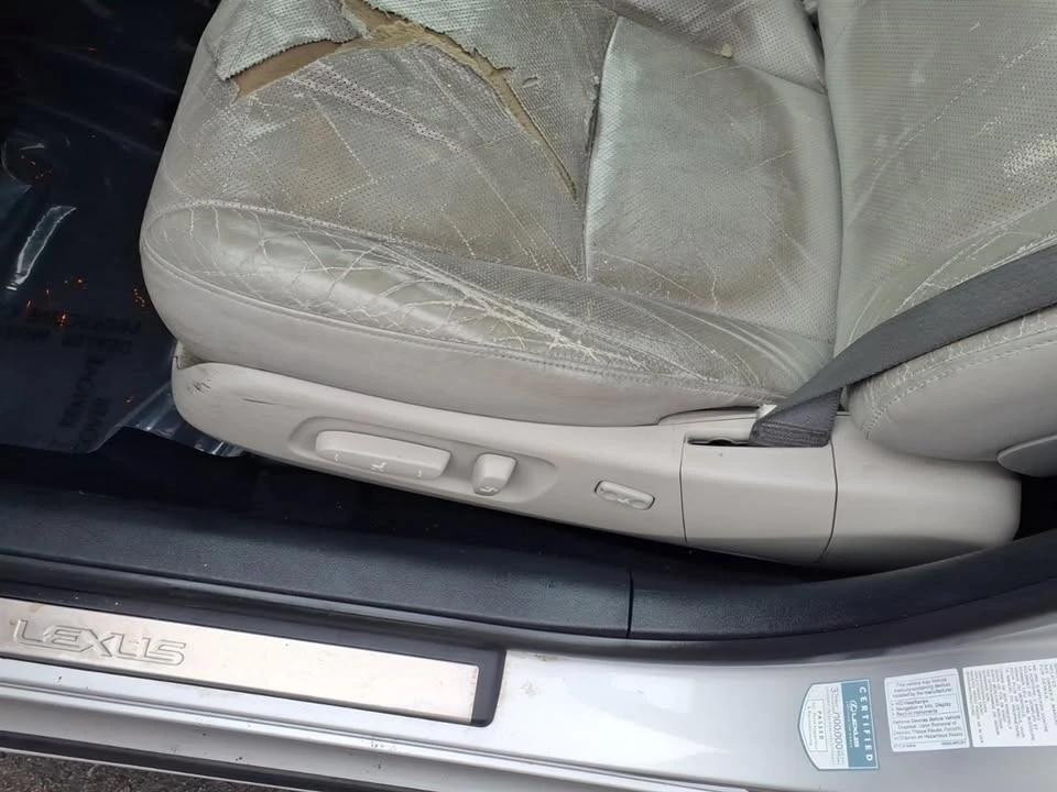 2010 Lexus ES 5th Gen - Image 7 of 15
