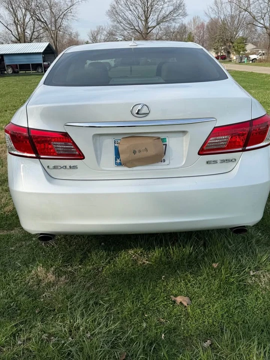 2010 Lexus ES 5th Gen - Image 17 of 17