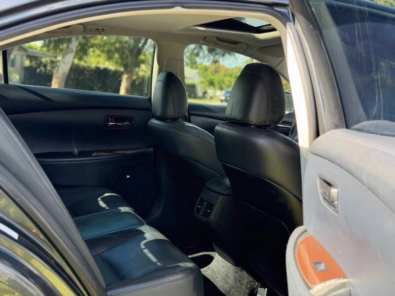 2010 Lexus ES 5th Gen - Image 11 of 12