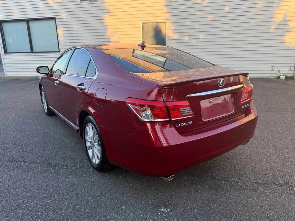 2010 Lexus ES 5th Gen - Image 6 of 13