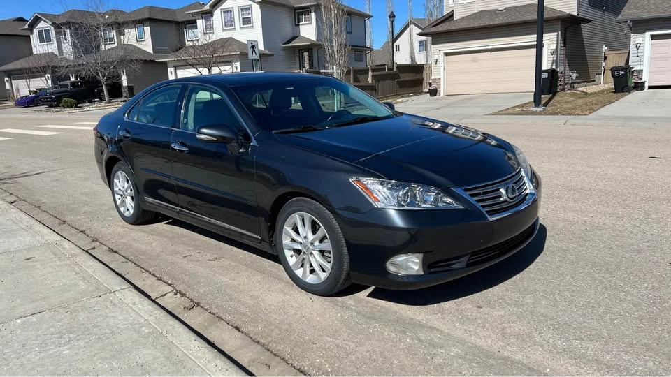 2010 Lexus ES 4th Gen - Image 7 of 13