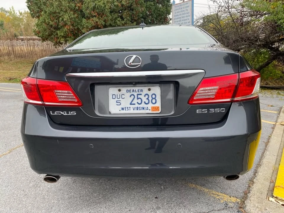 2010 Lexus ES 5th Gen - Image 6 of 14