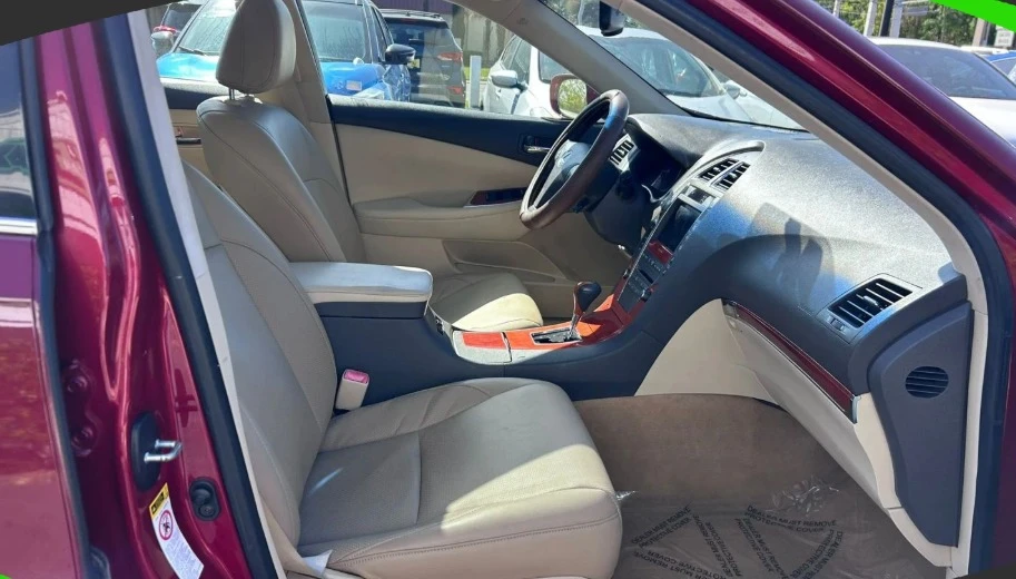 2010 Lexus ES 5th Gen - Image 7 of 12