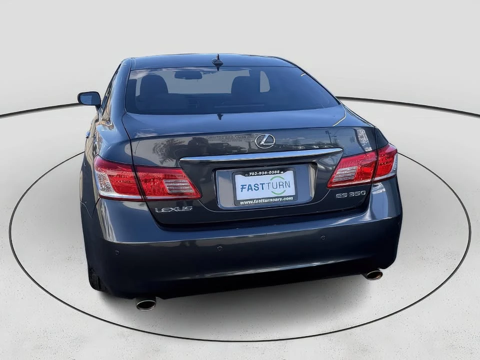 2010 Lexus ES 4th Gen - Image 9 of 20