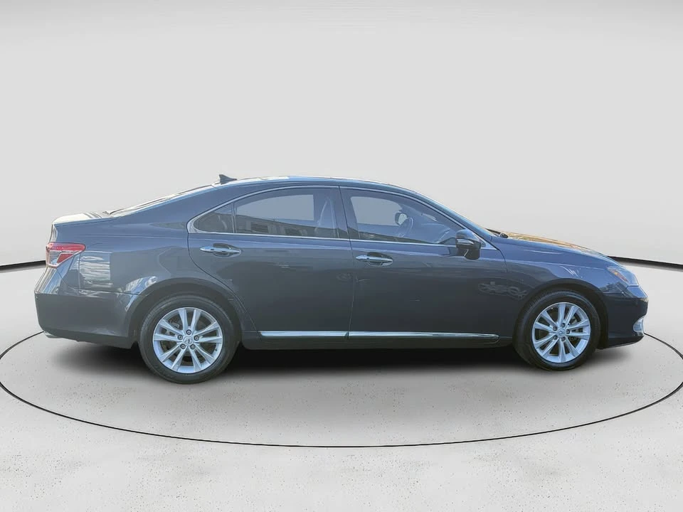 2010 Lexus ES 4th Gen - Image 4 of 20