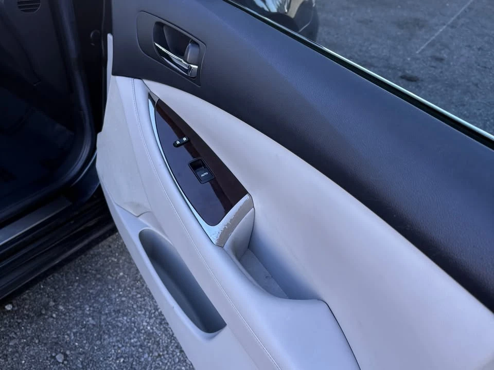 2010 Lexus ES 4th Gen - Image 17 of 20