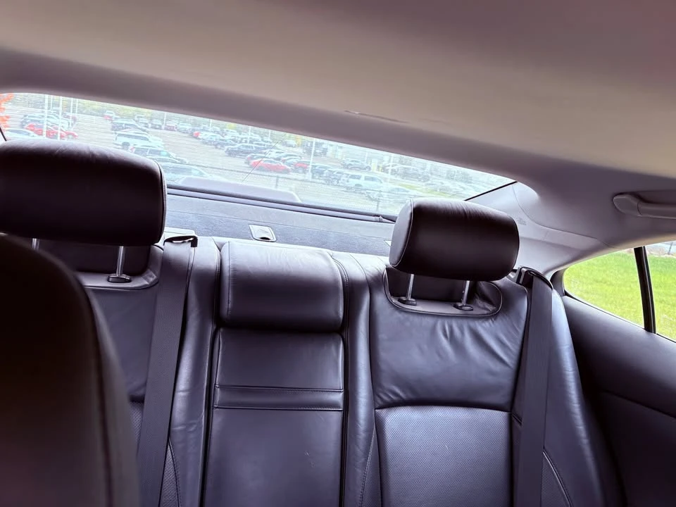 2010 Lexus ES 5th Gen - Image 9 of 9