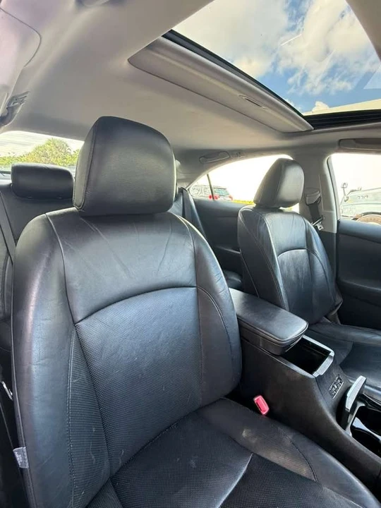 2010 Lexus ES 4th Gen - Image 15 of 15