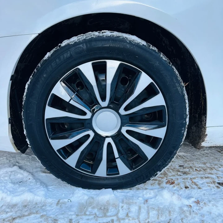 2010 Lexus ES 4th Gen - Image 17 of 17