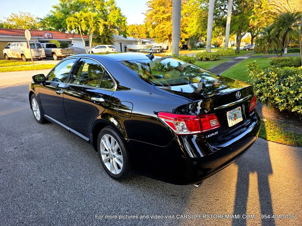 2010 Lexus ES 5th Gen - Image 3 of 20
