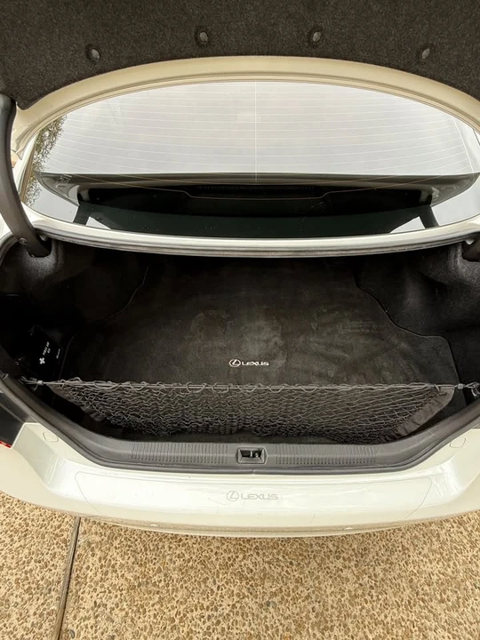 2010 Lexus ES 5th Gen - Image 16 of 20