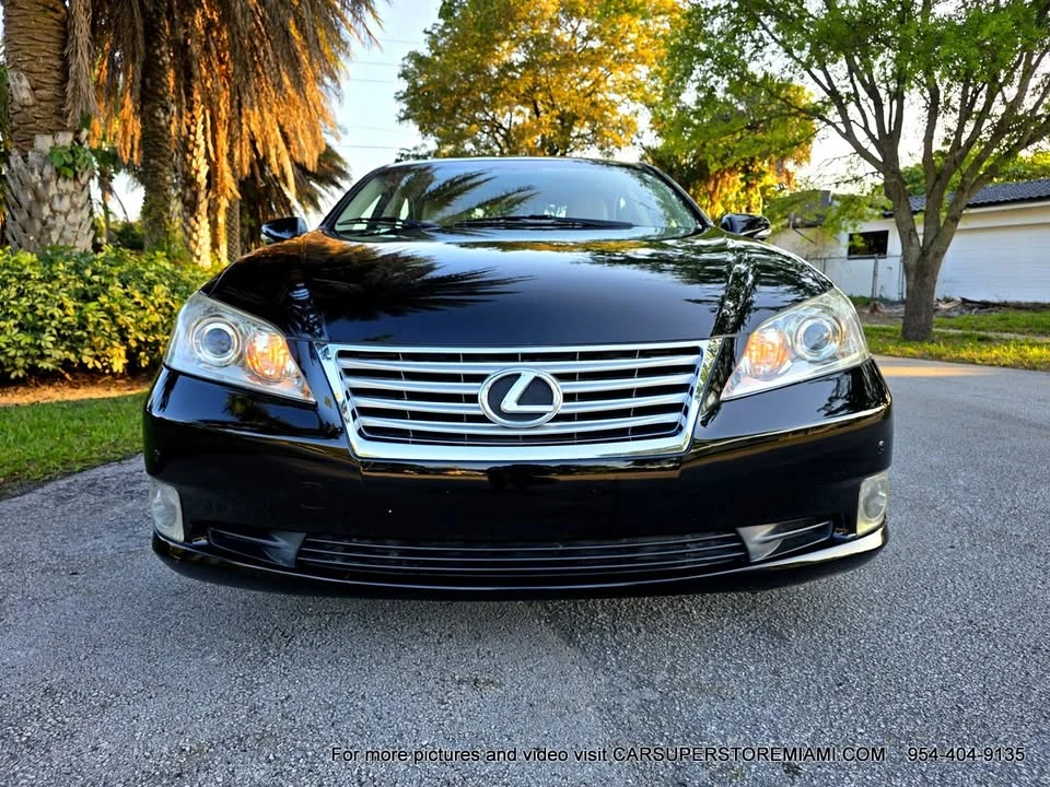 2010 Lexus ES 5th Gen - Image 11 of 20