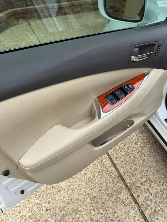2010 Lexus ES 5th Gen - Image 6 of 20