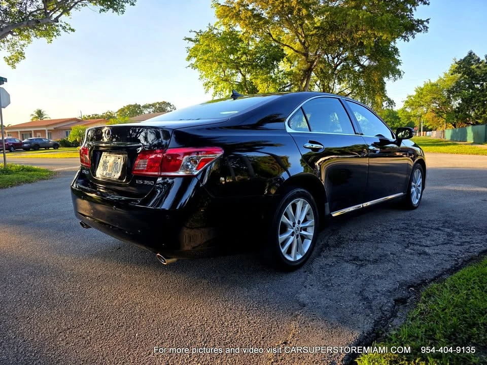 2010 Lexus ES 5th Gen - Image 9 of 20