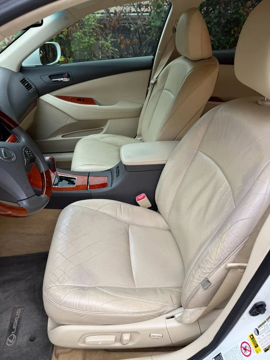 2010 Lexus ES 5th Gen - Image 7 of 20