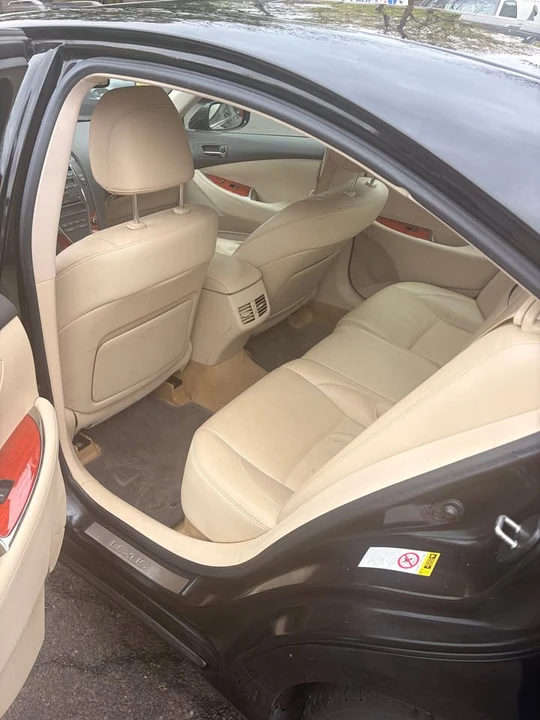 2010 Lexus ES 5th Gen - Image 6 of 13